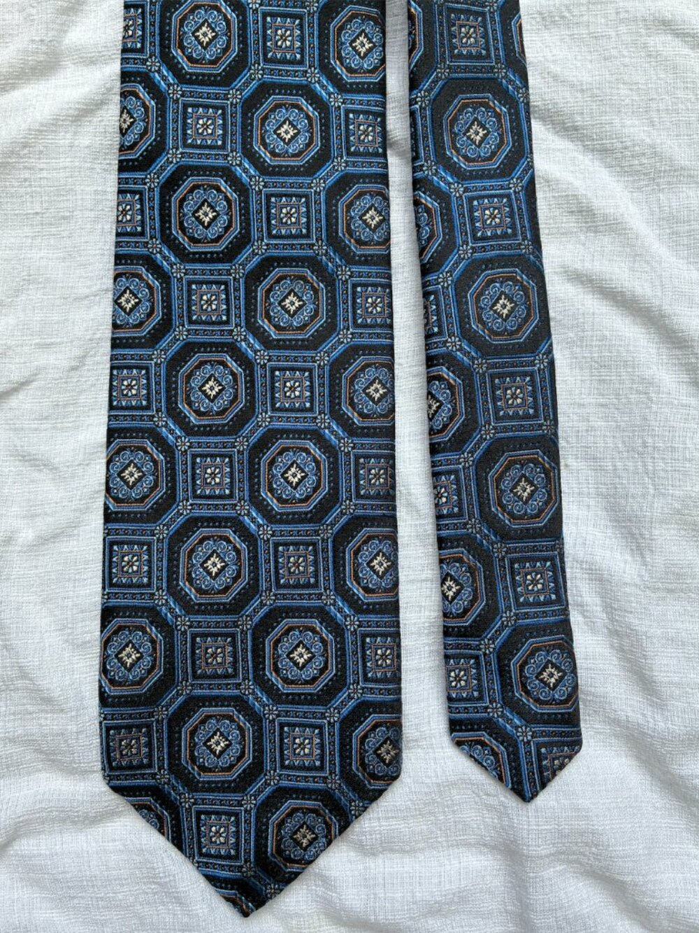 Robert Talbott Best of Class Silk Blue Geometric Medallion Tie - Hand Sewn